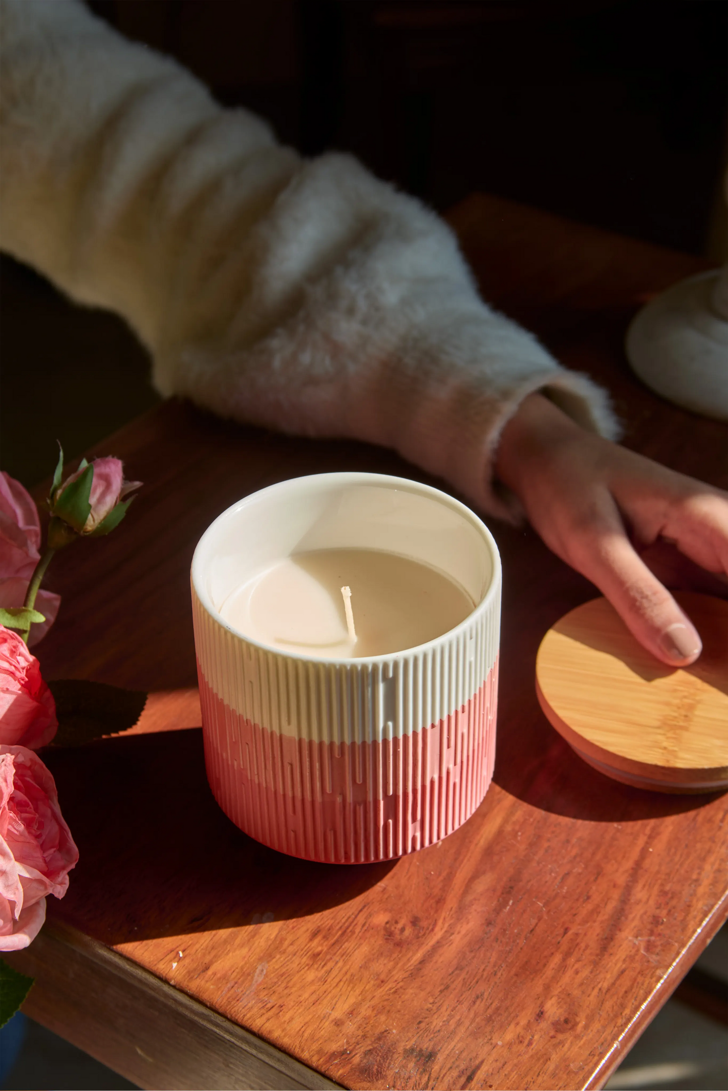 Ceramic Ombre wine jar -Floral Symphony